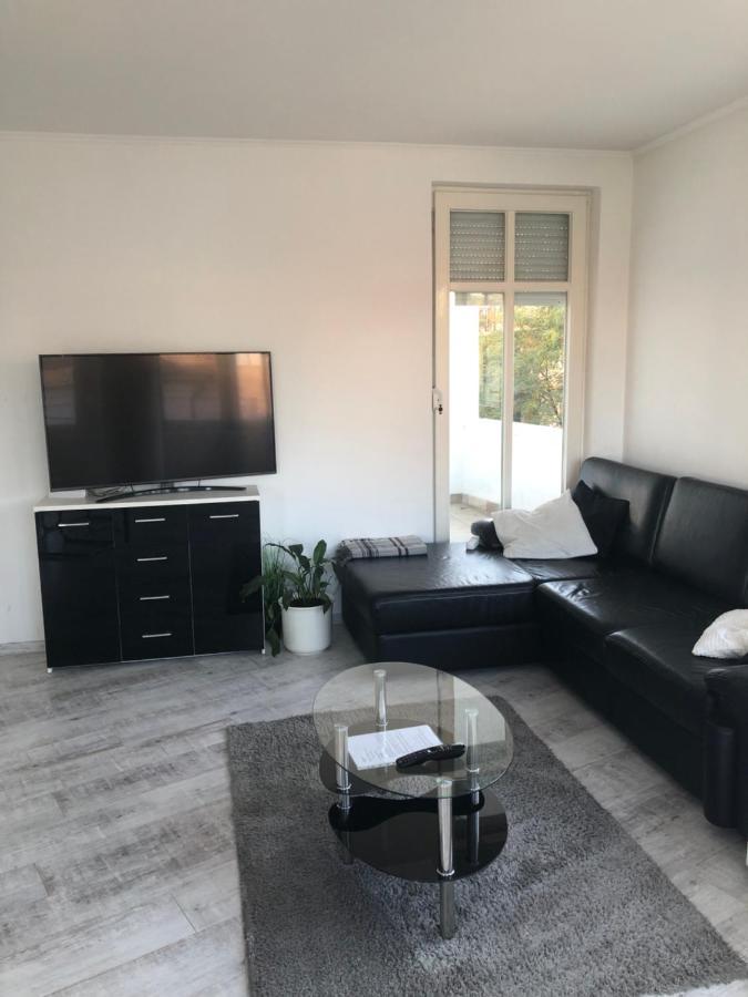 Bright, Spacious Apartment 3 Bedroom, Garage Boedapest Buitenkant foto